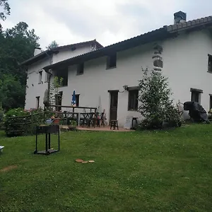 Lekeitio. Bekoerrota, Casa Molino Ikaran Bed and breakfast Amoroto